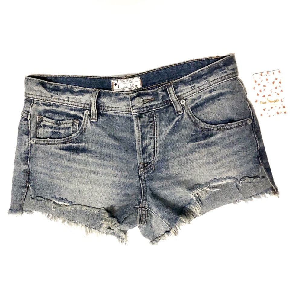 BNWT Free People Queen Wash Jean Shorts size “26”